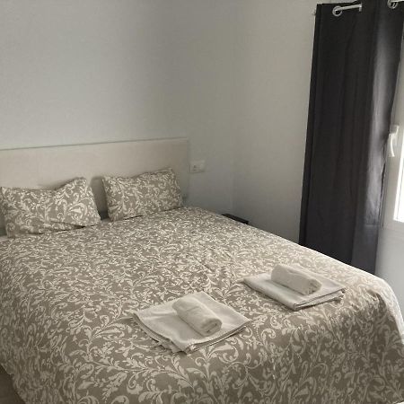 Casa De Huespedes Cinco Torres Hotel Madrid Eksteriør billede